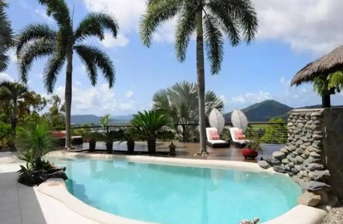 Mossman House | Luxury rainforest eyrie with panoramic views