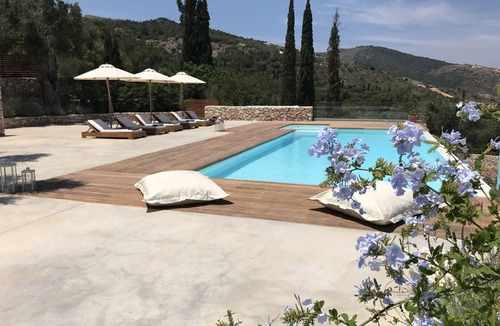 Korithi Villa | Luxury villa with private pool and Jacuzzi