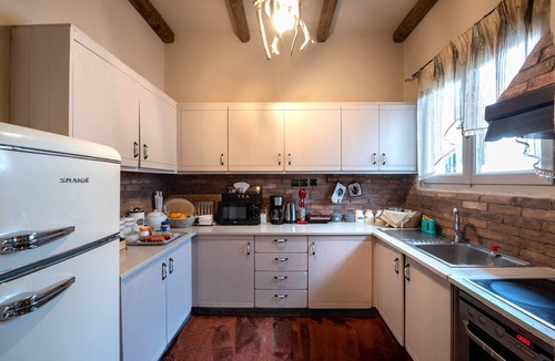 Arachova House | Lykovrisi guest house