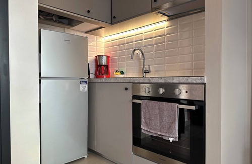 Petralona Apartment | M & M 3 in the city