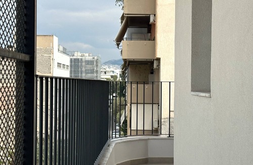 Petralona Apartment | M & M 6 in the city