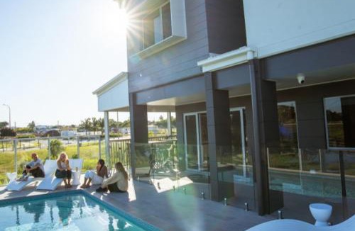 Andergrove Hostel | Mackay Adventure Lodge