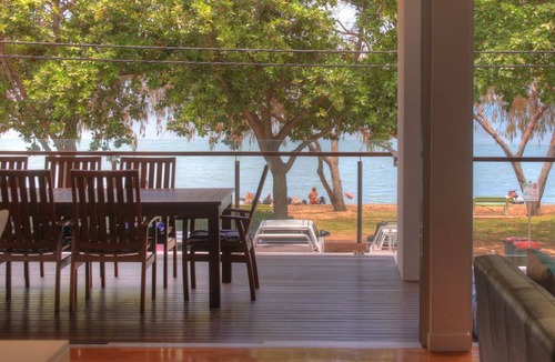 Horseshoe Bay Apartment | Maggies Beachfront Apt. 10