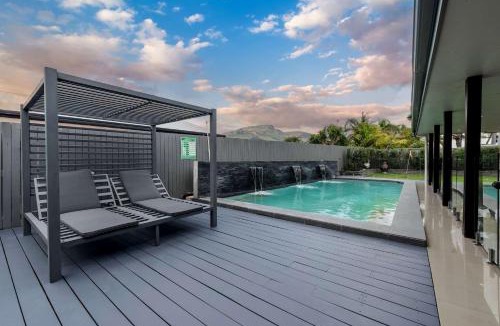 Annandale House | Magic on MacArthur