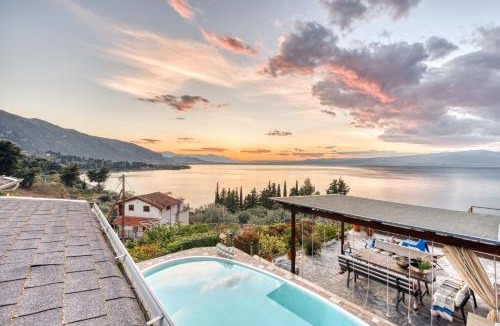Kamena Vourla Apartment | Magical view, Villa Asproneri, Kamena Vourla