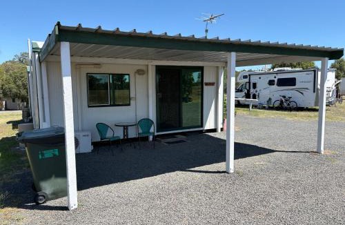 Mitchell Apartment | Major Mitchell Caravan Park