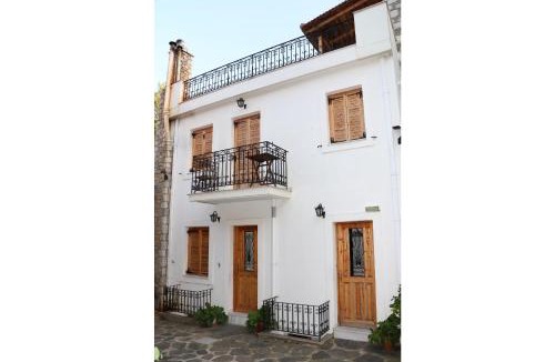 Kosmas House | Maleatis Apollo Guesthouse