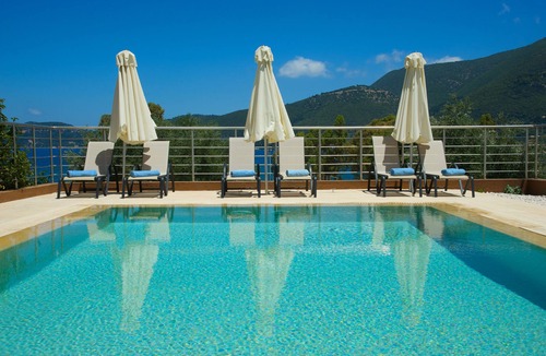 Karavomylos House | MALENA Luxury Residence/Luxury Apartment