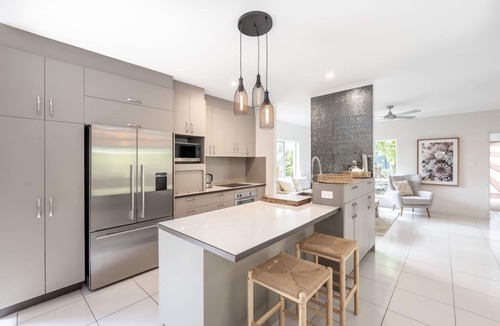 Clifton Beach Villa | Mango Wood Villa - Tropical Coastal Living