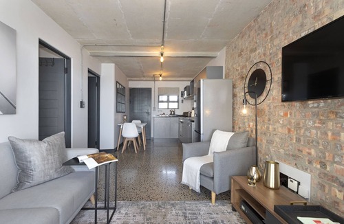 West Beach Apartment | Manhattan on Coral 7