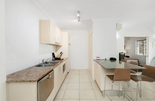 Port Douglas Apartment | Mantra Aqueous on Port