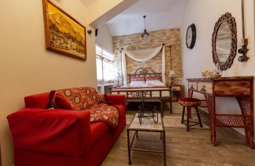 Archea Korinthos House | MARIA'S BOUTIQUE Rooms