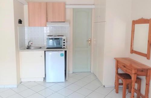 Lefkada Town Apartment | Marias apartment with balcony in Lefkada town