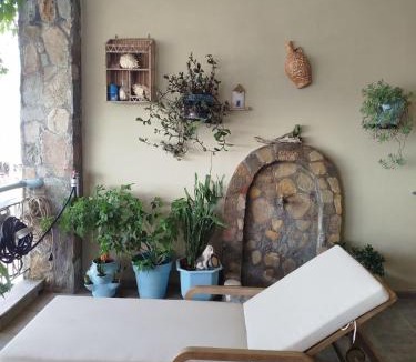 Amarinthos Apartment | Marilyn's house