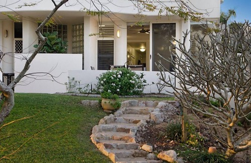 Mooloolaba Apartment | Mariner Cove 1 - Luxurious 2 Bedroom Unit on the Canal, 100 Metres to the Beach