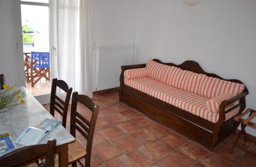 Avlemonas Apartment | Maryianni Apartments