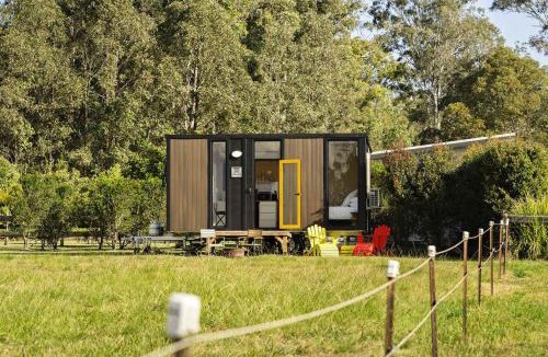 Tuchekoi House | Meadows Edge by Tiny Away