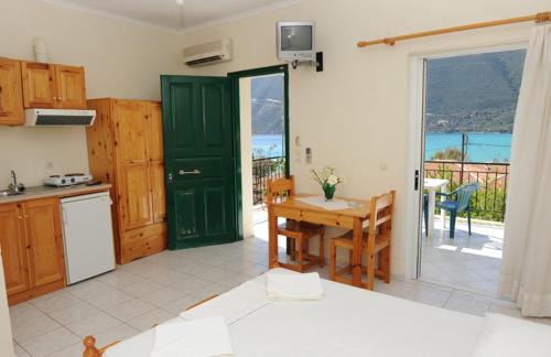Vassiliki Apartment | Mediterraneo studios