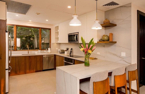 Papagayo Peninsula Apartment | Meet lush tropical rainforests and Peninsula's Papagayo bay view!