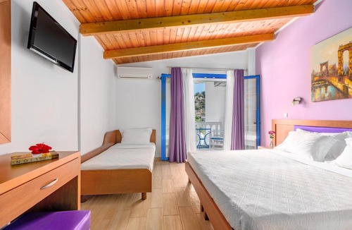 Lygia Hotel | Mesogeios 2000