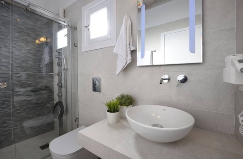 Agios Stefanos House | Mini Suite with Sea View