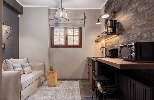 Kalavrita Apartment | Mirada by GM Luxury Suites