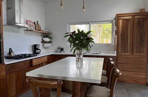 Cabuya House | Modern and quiet house 5 minutes from the beach