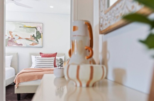 Cairns North Apartment | Modern Apartment with Esplanade Views Near the Hospital