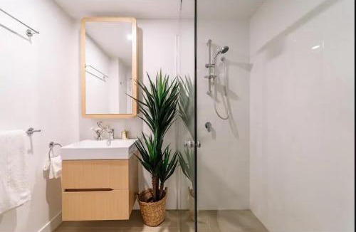 South Brisbane Apartment | Modern Compact Studio Separate Bathroom