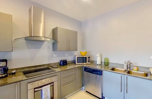 Barrio Santa Lucia Apartment | Modern Jaco Bay condo w/amazing ocean view and shared pool - close to the beach