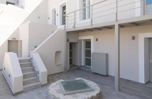 Karystos Apartment | Modern Neo-Classic Apartment Unit 2