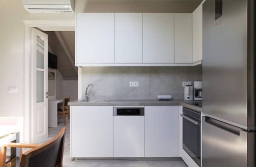 Karystos Apartment | Modern Neo-Classic Loft Apartment Unit 5