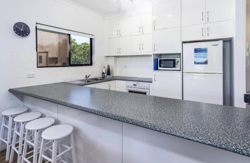 Bongaree Apartment | Modern Unit with Penthouse Views