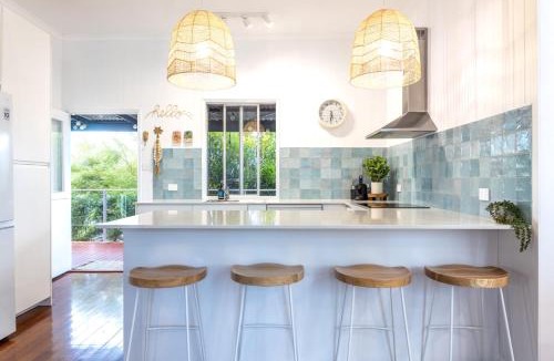 Moffat Beach House | Moffat Beach Retreat, Pet-friendly & Ocean Views