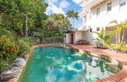 Noosaville Apartment | Moments to the River Noosaville - free use of kayaks & bikes & unlimited wifi