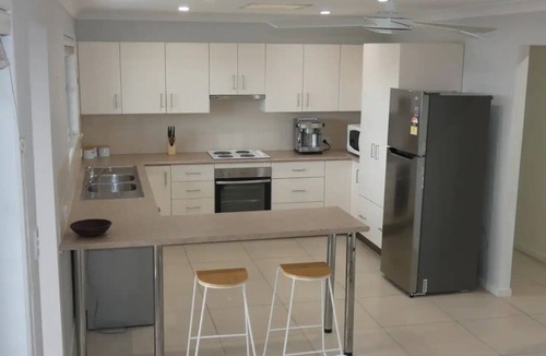 Mooloolaba House | Mooloolaba Beach House- Pet friendly
