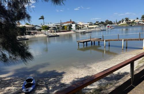Mooloolaba Villa | Mooloolaba Coastal Canal Villa