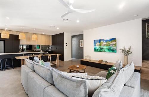 Mooloolaba House | Mooloolaba luxury beach escape The Smith