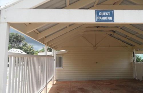 North Tamborine House | Moonya Avocado Farm Cottage - with early check-in