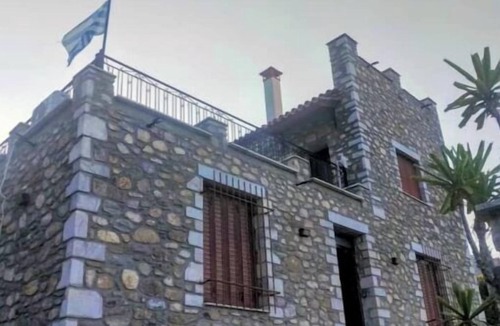 Toriza Apartment | Mountain Tower House close to Sparta, Mystras and Mani! Pet friendly