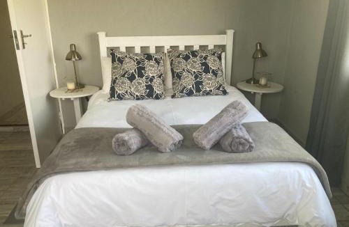 Dullstroom House | Mountain View Farm Cottage 4X4 Vehicles ONLY