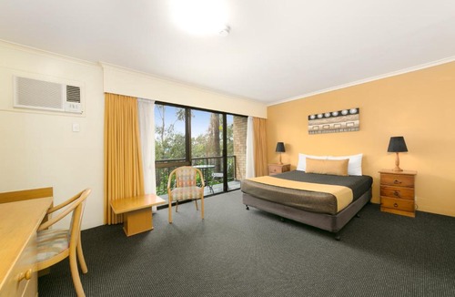 Mount Ommaney Apartment | Mt Ommaney Hotel Apartments