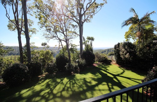 Mount Tamborine Hotel | Mt Tamborine Motel