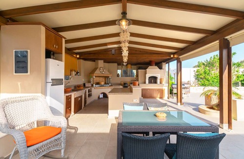 Vigla Villa | Muses Beach Villas - Erato