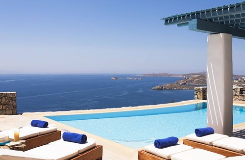 Paraga Villa | My Rental Homes - Villa Elpida with infinity pool overlooking the Aegean sea