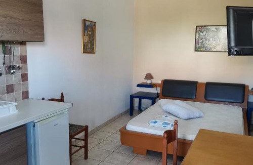 Kithira House | Mylos Garden