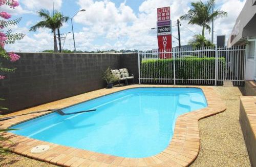 Nambour Hotel | Nambour Lodge Motel