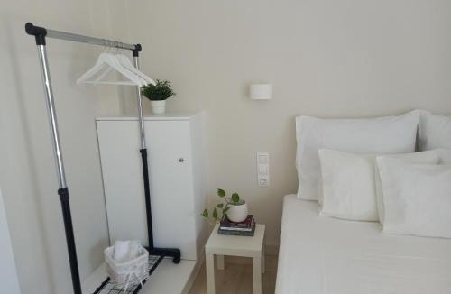 Kamena Vourla House | Narika Aether