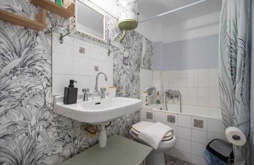 Filadelfeia-Chalkidona Apartment | Nea Filadelfia Studio for 2 by ΜΡS