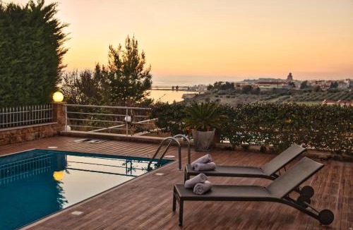 Nea Moudania Villa | Nefeli & Dina Villas by Diomedes Group